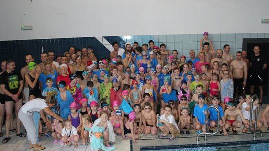 Mikołajkowe zawody pływackie