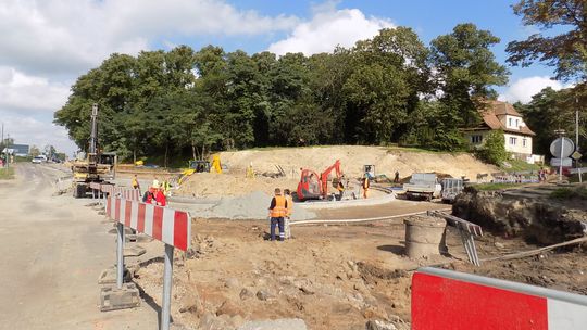 Minę przeciwczołgową znaleziono podczas budowy ronda. Ewakuowano dzieci z przedszkola