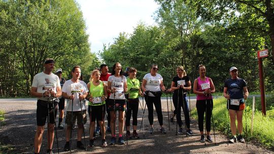 „Miodowy Marsz” nordic walking - dołącz do wydarzenia!