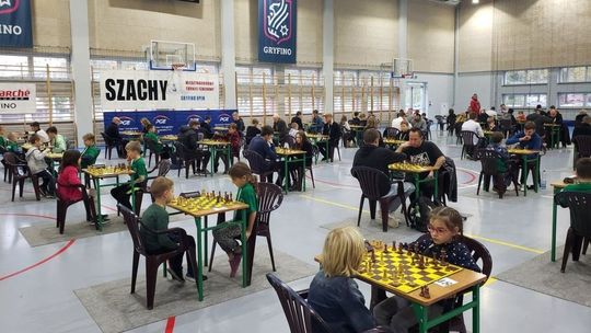 Mistrz FIDE Robert Kula oraz gryfinianka Liwia Babińska zwycięzcami szachowego Gryfino-Open 2022 [FOTO]