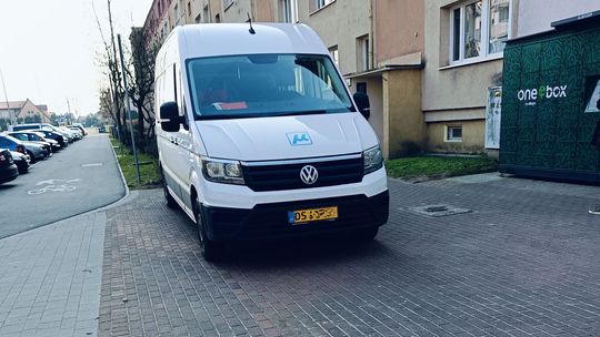 Mistrz parkowania utrudnił poruszanie się pieszym [LIST]