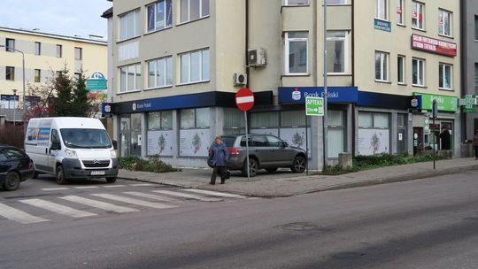 Mistrzowie parkowania „dzięki” dostawie do Biedronki