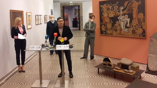 Mity państwotwórcze - próba syntezy