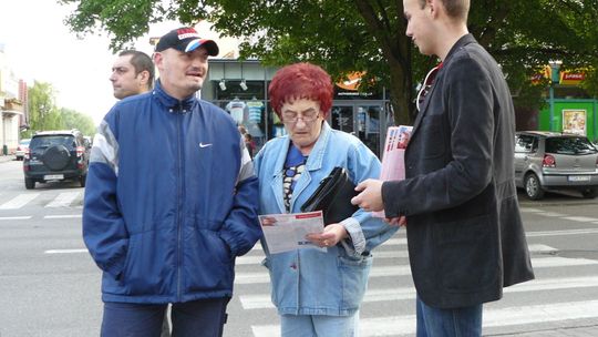 Młodzi przekonują na ulicy