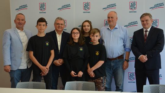 Młodzi strażacy uratowali życie mężczyźnie