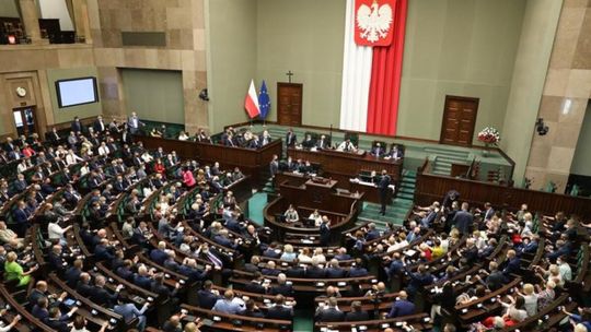 Mateusz Morawiecki zabiera głosy PiS. Wyniki sondażu bez ugrupowania byłego premiera