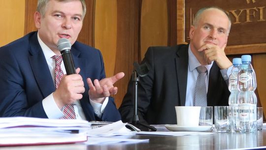 MOS i OSiR połączone. Zapowiedź podwyżek i dalszych reform gminnych instytucji