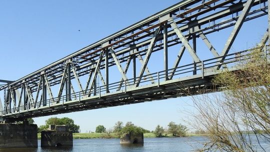 Most w Siekierkach otworzy się na rowerowych turystów - partnerzy z Polski i Niemiec przystępują do projektu