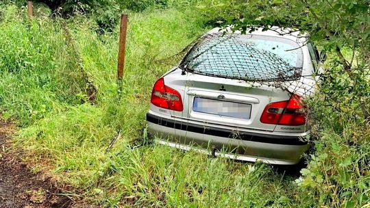 Na ogrodzeniu zakończył ucieczkę przed policją