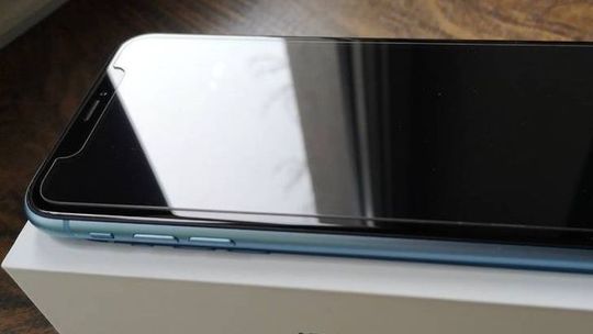 Na smartfonie stracił 2 tys. zł Na smartfonie stracił 2 tys. zł