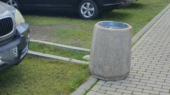 Na tę pułapkę nadział się samochód Na tę pułapkę nadział się samochód