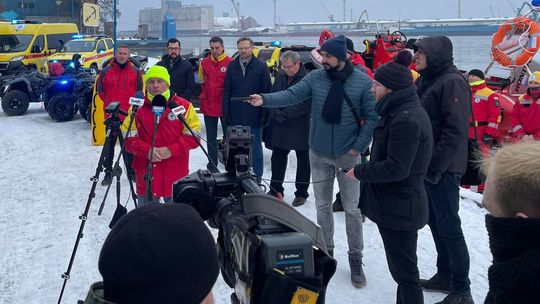 Na wodzie, nad i pod wodą. Łodzie, skuter i dron przekazano dla WOPR Na wodzie, nad i pod wodą. Łodzie, skuter i dron przekazano dla WOPR
