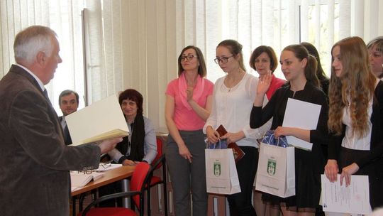 Nagrodzili laureatów i finalistów