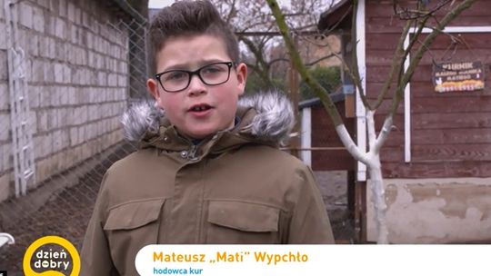 Najmłodszy rolnik w Polsce. Mateusz Wypchło hoduje kury i opowiada w TVN o swojej pasji