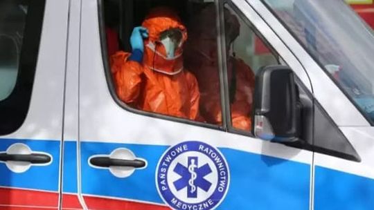 Najnowsze dane z niezaraportowanymi przypadkami zakażenia koronawirusem