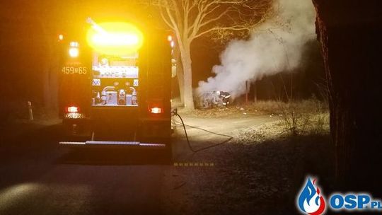 Najpierw doprowadził do kolizji. Potem auto zostało podpalone