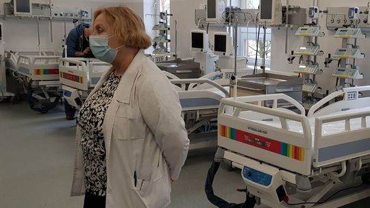 Największy wzrost zakażeń w tym roku. Coraz mniej wolnych respiratorów