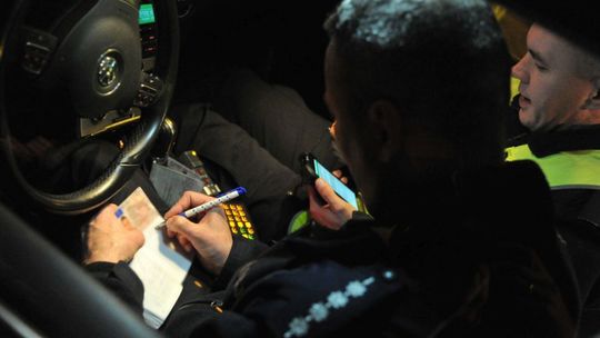 Narkotyki miał schowane w samochodzie