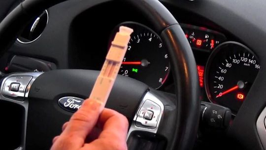 Narkotyki miał w samochodzie 