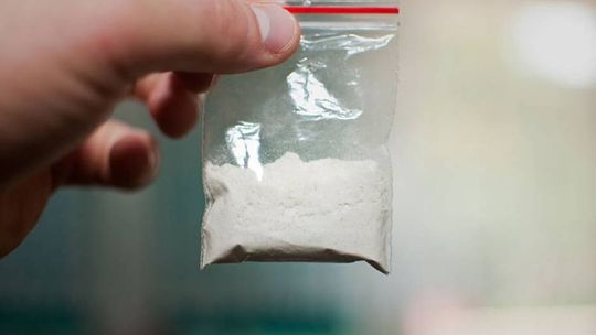 Narkotyki znalazłem na terenie dworca mówił policjantom Maciej K.