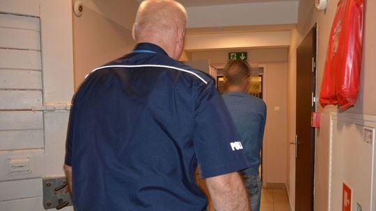 Naruszył nietykalność policjantów