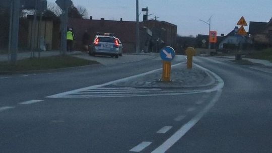 Nasi policjanci wypisują mandaty za brak maseczek