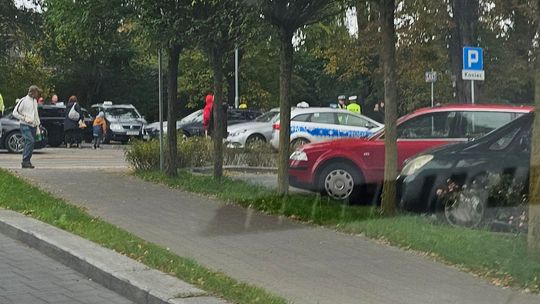 Nastolatek wjechał w seniora na przejściu dla pieszych