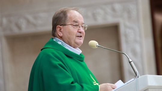 Nastolatek wygrał w sądzie z Tadeuszem Rydzykiem. I to już drugi raz