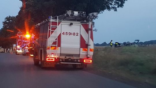Nastolatek z dziewczyną mieli wypadek. Są ranni [ZDJĘCIA]