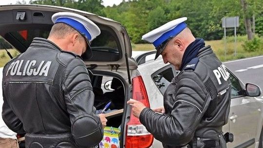 Nastolatka bez prawa jazdy za kierownicą. Teraz odpowie przed sądem rodzinnym