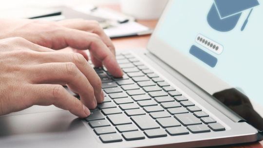 eDziennik za darmo? Dlaczego nauczyciele nie chcą go testować?