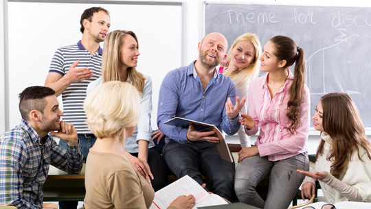 Najbiedniejsi nauczyciele w Unii Europejskiej. Tyle zarabiają nauczyciele w Polsce, a tyle w UE