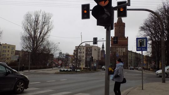 Nie działa sygnalizacja. Chaos na skrzyżowaniu koło straży