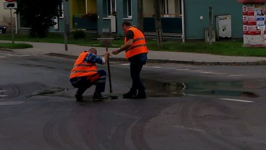 Nie ma wody, bo jest awaria na ulicy Armii Krajowej