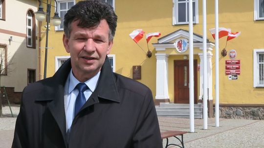 Nie po cichu, ale oficjalnie poinformowali o zamiarze -  burmistrz odpowiada na list