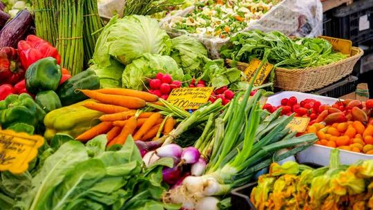 Nie rezygnuj z nowalijek. Pierwsze są już na straganach 