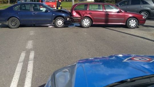 Nie wyhamowała i uderzyła