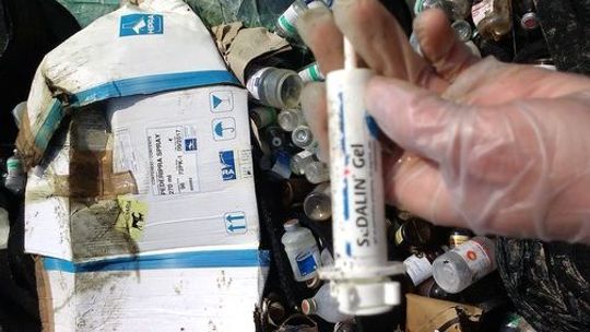 Niebezpieczne znalezisko na wysypisku