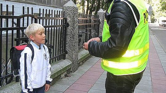 Niektórzy mają teraz tygodniowe ferie, a inni muszą przyjść na lekcje