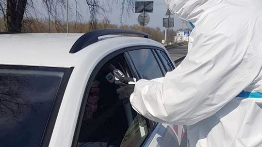 Niemcy: otwarto pierwszy punkt testów na SARS-CoV-2 na przejściu granicznym