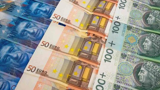 Nienotowane rekordy: euro powyżej 5 złotych!