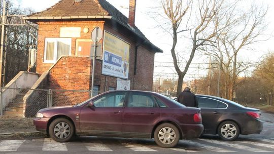 Nieoznakowane samochody policji. Uwaga, jest ich dużo!