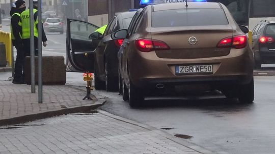 Nieoznakowany radiowóz wyeliminował zbyt szybkich kierowców Nieoznakowany radiowóz wyeliminował zbyt szybkich kierowców