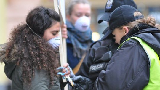Niestosowanie się do poleceń policjanta będzie traktowane jako wykroczenie