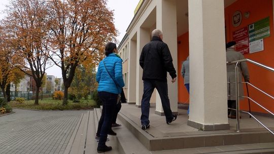 Nieważne głosy, ważny problem