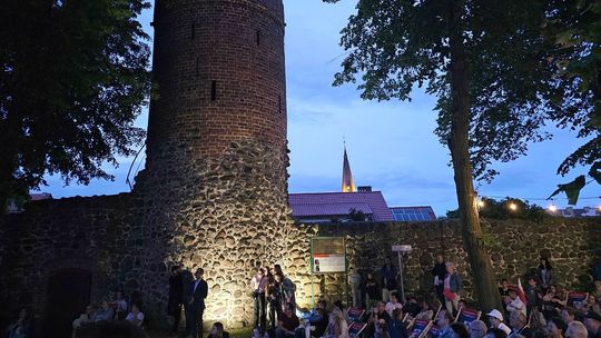 Noc Muzeów 2026 w Trzcińsku-Zdroju: Sprawdź pełny program atrakcji i kino pod gwiazdami