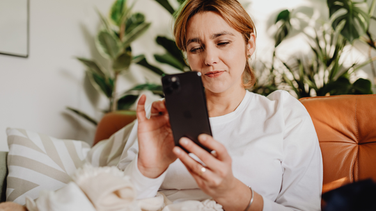 Sztuczna inteligencja  pomaga oszustom w metodzie na  BLIK. Wystarczy przestrzegać kilku zasad