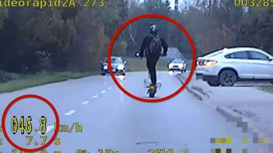 Stracą prawo jazdy za szybka jazdę też poza terenem zabudowanym. Rewolucja dotycząca hulajnóg i rowerów elektrycznych
