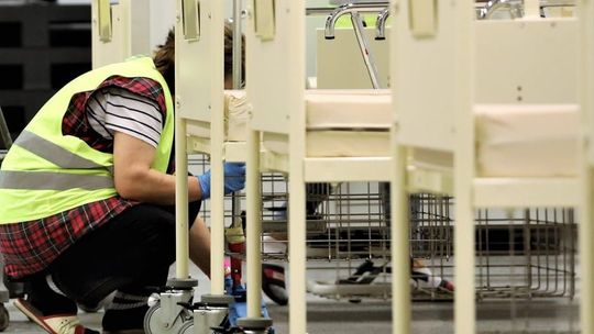 Nowe przypadki zakażenia COVID-19 w powiecie. Kierują do szpitala lub na izolację