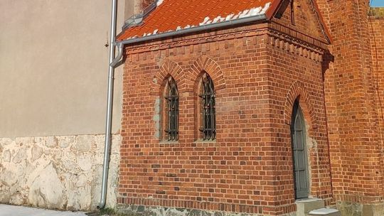 Nowy dach nad zakrystią. Ważna renowacja zakończona